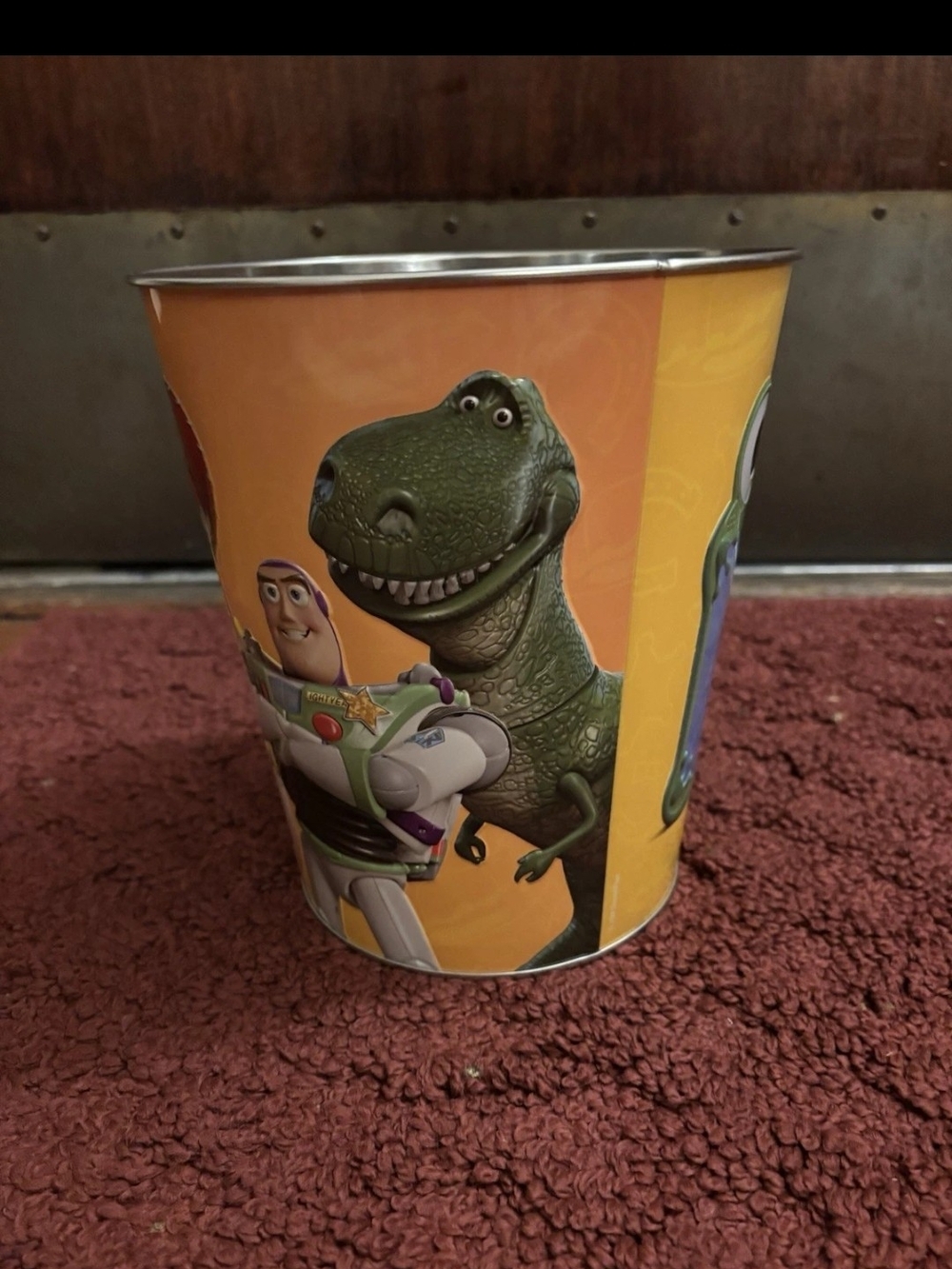 Toy Story 5 Popcorn Bucket w/Cowboy Hat Top Cinemark Pixar Woody Buzz Jessie Rex - Picture 4 of 6
